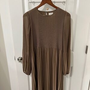 Aritzia Wilfred Daydreamer Midi Dress